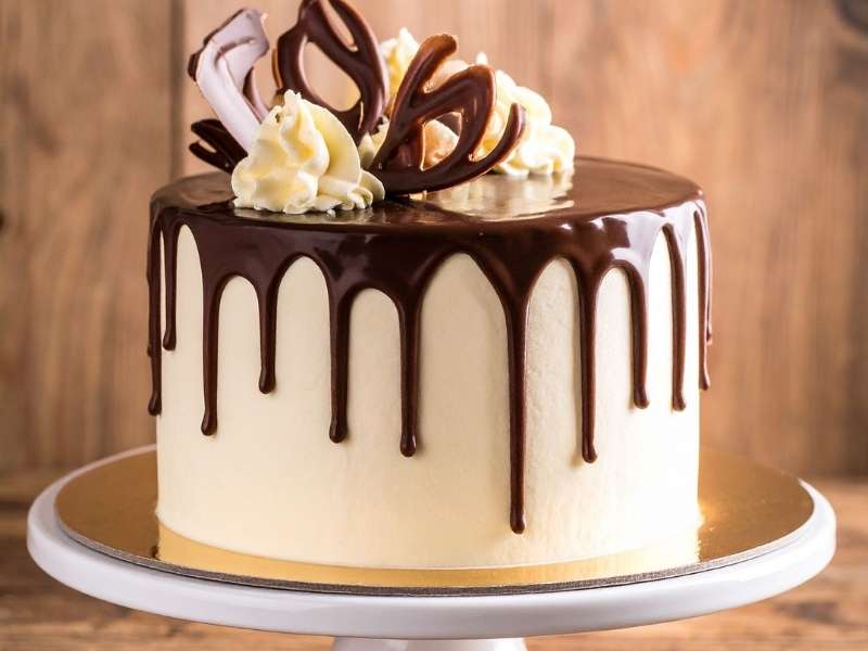 Decorate with Chocolate Curls