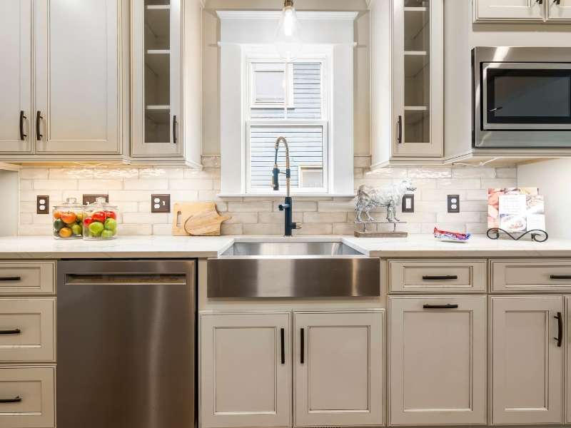 Organize Your kitchen Cabinets 