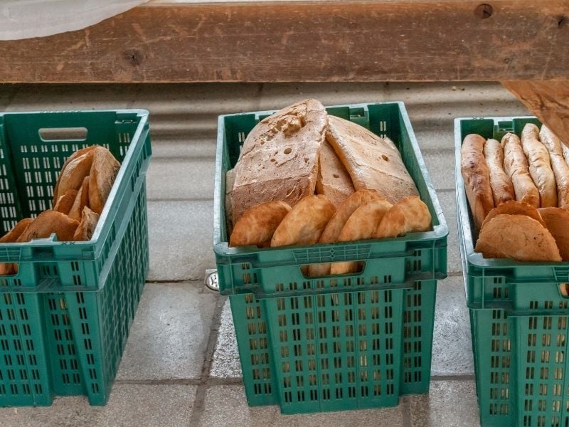 Bread Boxes and Bakery Containers for Finished Baked Goods