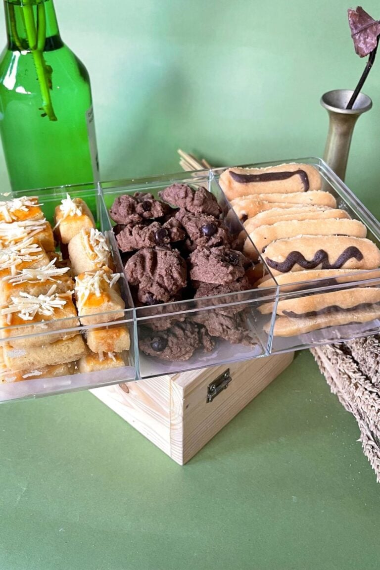 12 Best Cookie Storage Containers for Keeping Cookies Fresh