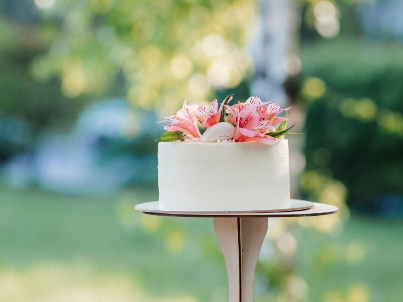 Simple Floral Cake