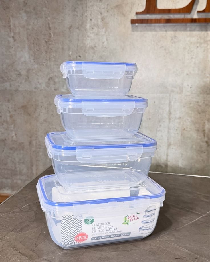 Snapware Plastic Total Solution Food Storage Containers Set