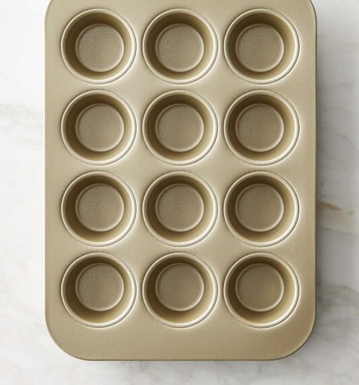 Wilton Gold Non-Stick Muffin Pan